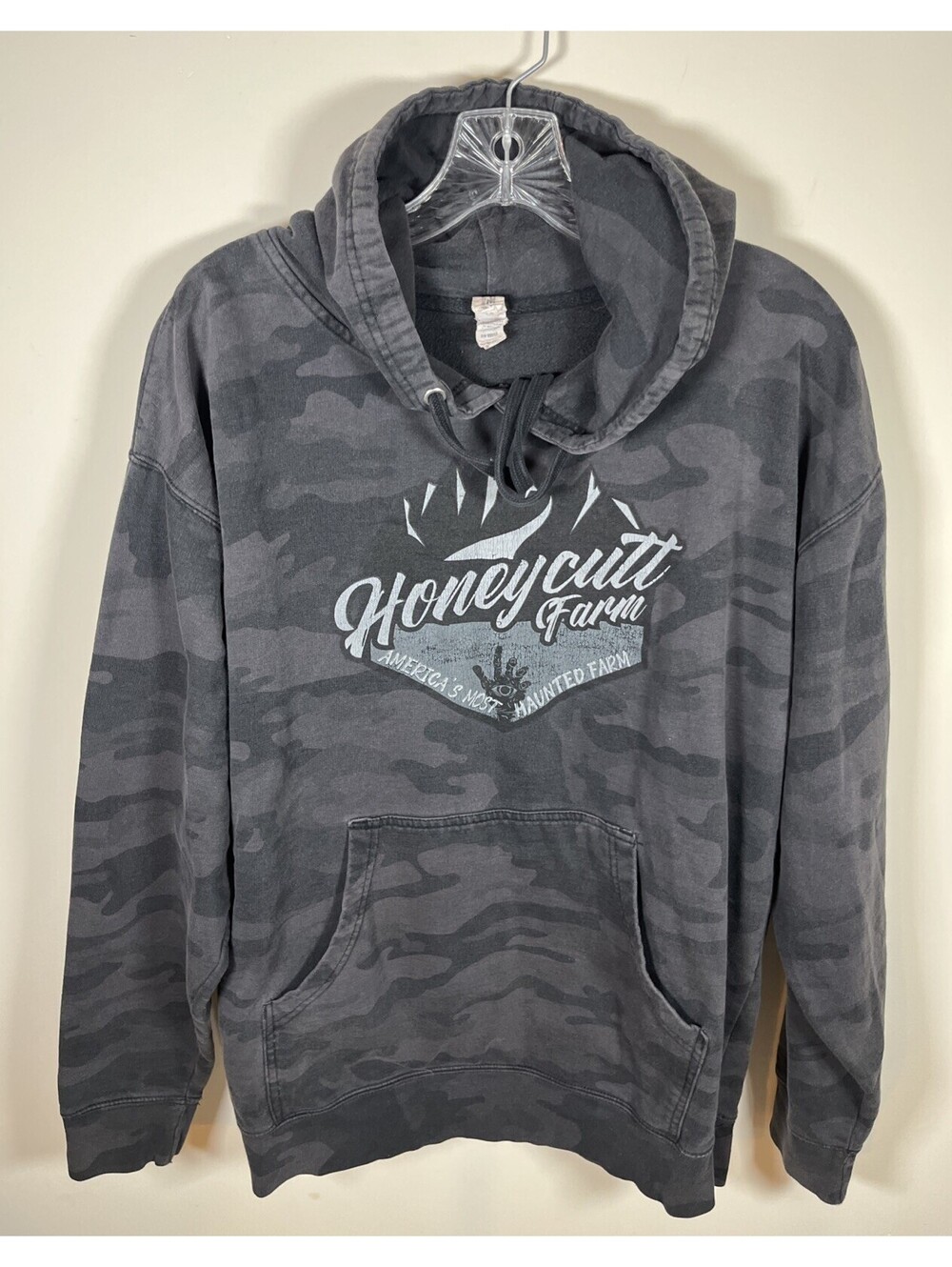 Rare Honeycutt Farm America’s Most Haunted Farm Camo Hoodie Men’s Large